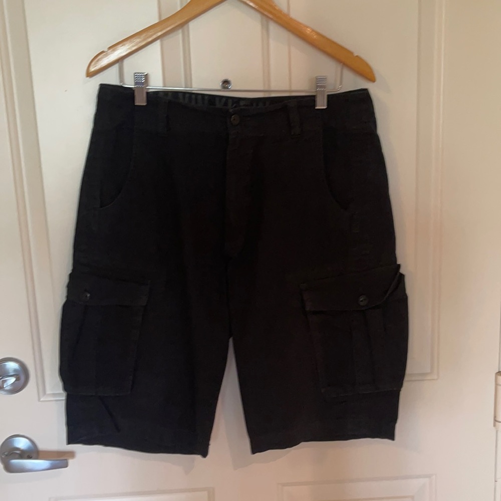 Like-New Men’s Calvin Klein Size 32 Cargo Short